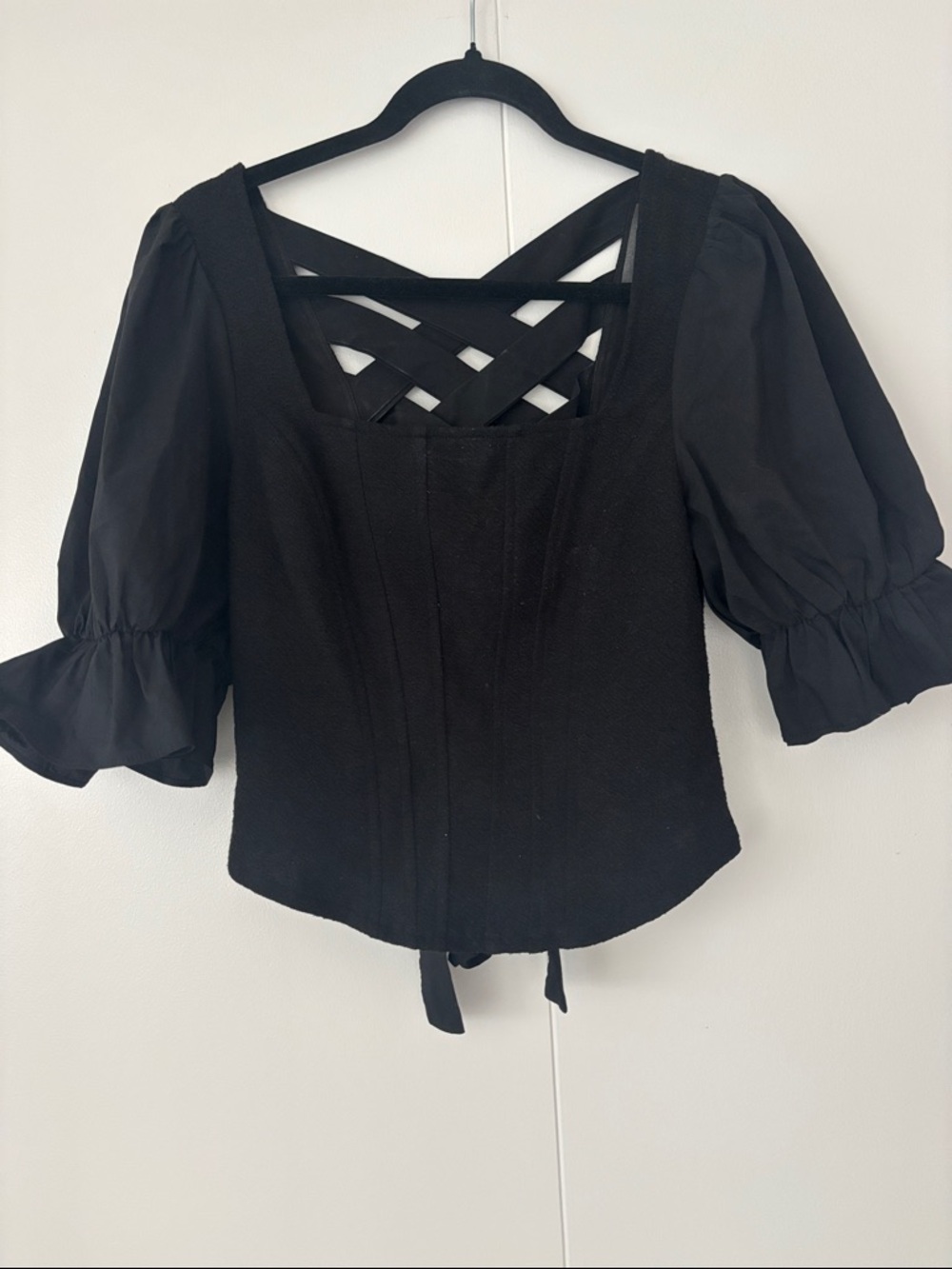 Anthropologie Black Crisscross Puff Sleeve Women's Top